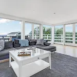بيت للعطل 3 Bedroom Beautiful In *