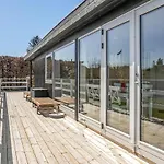3 Bedroom Beautiful In بيت للعطل