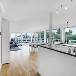 3 Bedroom Beautiful In *