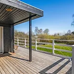 3 Bedroom Beautiful In * Strøby Ladeplads