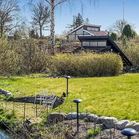 3 Bedroom Beautiful In *