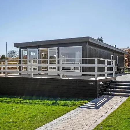 Beautiful In With House Sea View *